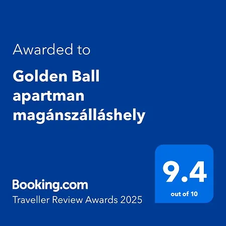 Golden Ball Maganszallashely